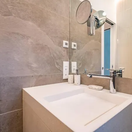Apartment Cote Des Basques, Terrasse, Confort Et Qualite